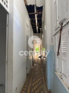 Casa a venda na Rua Boquim