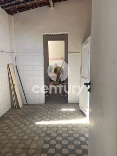 Casa a venda na Rua Boquim