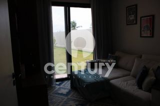 EXUBERANTE MANSÃO PÉ-NA-AREIA EM NO CONDOMÍNIO DAMHA