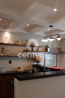 EXUBERANTE MANSÃO PÉ-NA-AREIA EM NO CONDOMÍNIO DAMHA