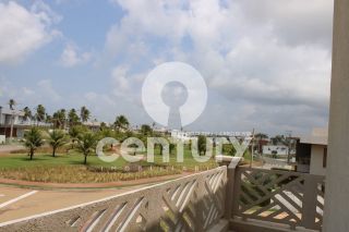 EXUBERANTE MANSÃO PÉ-NA-AREIA EM NO CONDOMÍNIO DAMHA