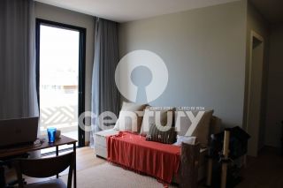 EXUBERANTE MANSÃO PÉ-NA-AREIA EM NO CONDOMÍNIO DAMHA