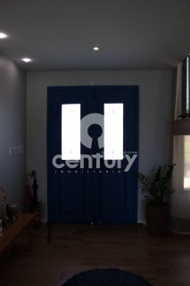 EXUBERANTE MANSÃO PÉ-NA-AREIA EM NO CONDOMÍNIO DAMHA