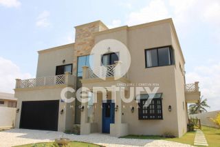 EXUBERANTE MANSÃO PÉ-NA-AREIA EM NO CONDOMÍNIO DAMHA