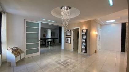 Apartamento no Hélder Câmara com 3 quartos sendo 3 suítes no Jardins Aracaju