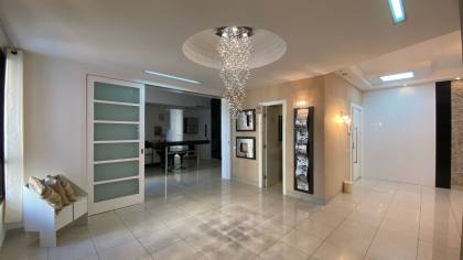 Apartamento no Hélder Câmara com 3 quartos sendo 3 suítes no Jardins Aracaju