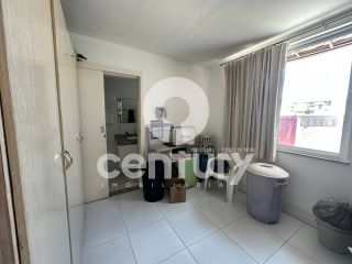 Casa com 3/4 sendo 01 suite, com piscina no Condominio Le Soleil.