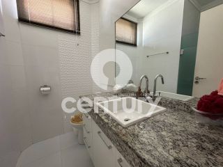 Casa com 3/4 sendo 01 suite, com piscina no Condominio Le Soleil.