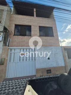 Casa com 03 pavimentos para Alugar Bairro Getúlio Vargas