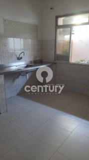 Casa com 03 pavimentos para Alugar Bairro Getúlio Vargas