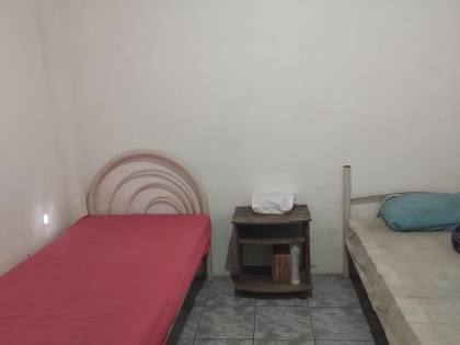 Casa a Venda com 02 quartos e 03 Kitinets, Próximo a Rua Rio Grande do Sul