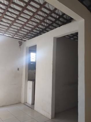 Casa a Venda com 02 quartos e 03 Kitinets, Próximo a Rua Rio Grande do Sul