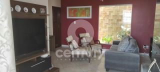 Casa à venda no bairro Aruana