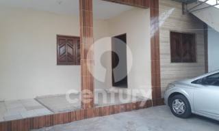 Casa à venda no bairro Lamarão