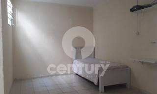 Casa à venda no bairro Lamarão