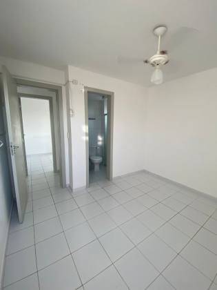 Vendo Apartamento Mar de Aruana I