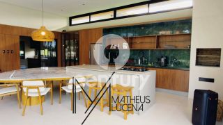 Mansão no Cond. Morada da Praia II com 4 quartos 4 suítes no bairro Aruana em Aracaju