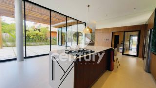 Mansão no Cond. Morada da Praia II com 4 quartos 4 suítes no bairro Aruana em Aracaju