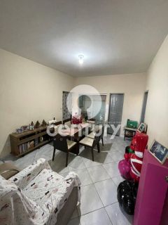 Casa Para Vender com 6 quartos 3 suítes no bairro Marivan em Aracaju