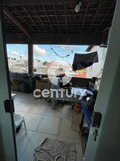 Casa Para Vender com 6 quartos 3 suítes no bairro Marivan em Aracaju