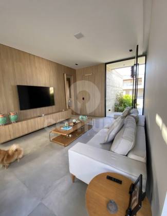 Viva o Sonho! Casa de Alto Padrão no Damha Residencial com Vista Permanente para o Mar!