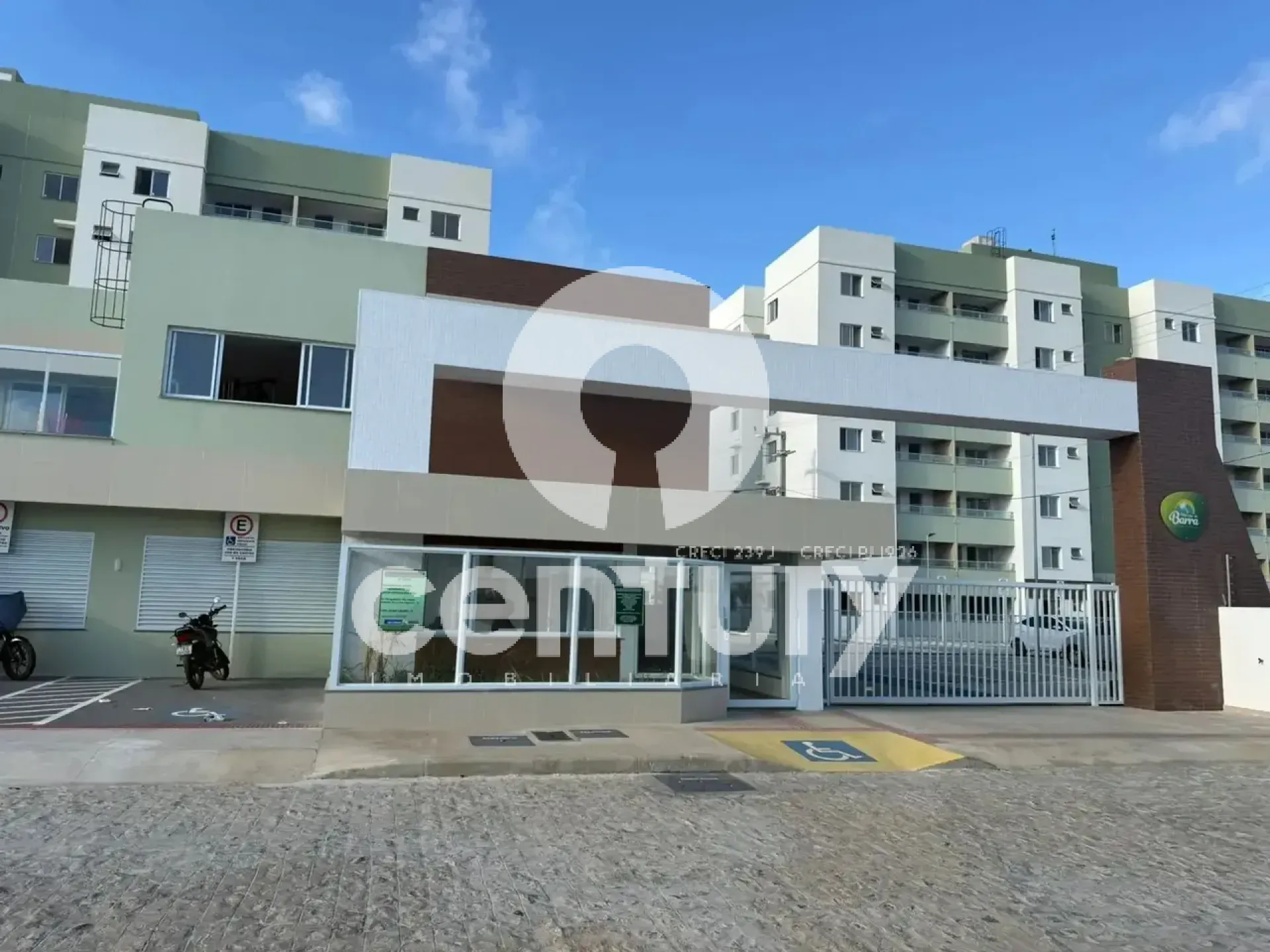 Apartamento para Alugar no Cond. Moradas da Barra - Barra dos Coqueiros
