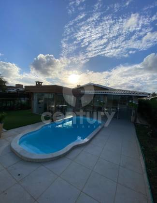 Casa 3/4 PORTAL DAS ÁGUAS: Seu Paraíso EXCLUSIVO FRENTE MAR com VISTA LIVRE ETERNA!