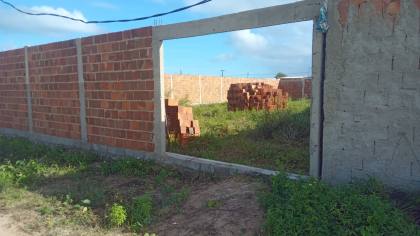 Lote / Terreno de Bairro Para Vender no bairro NOVA CANAÃ em Pirambu