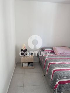 Apartamento Para Vender com 2 quartos 1 suítes no Cond. Golden Village em Barra Dos Coqueiros