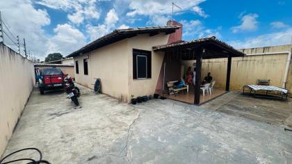 Casa a venda vizinho ao Aeroporto