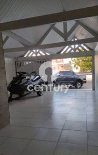 Casa Para Vender com 3 quartos 1 suítes no bairro Industrial em Aracaju