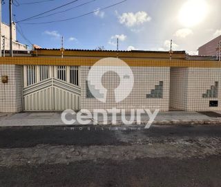 Casa Para Vender com 3 quartos 1 suítes no bairro LUZIA em Aracaju