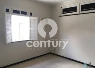 Casa Para Vender com 3 quartos 1 suítes no bairro LUZIA em Aracaju