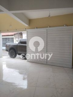 Casa Para Vender com 5 quartos 3 suítes no bairro LUZIA em Aracaju