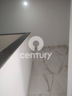 Casa Para Vender com 5 quartos 3 suítes no bairro LUZIA em Aracaju