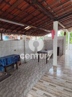 Chácara Para Vender com 3 quartos 3 suítes em São Cristóvão