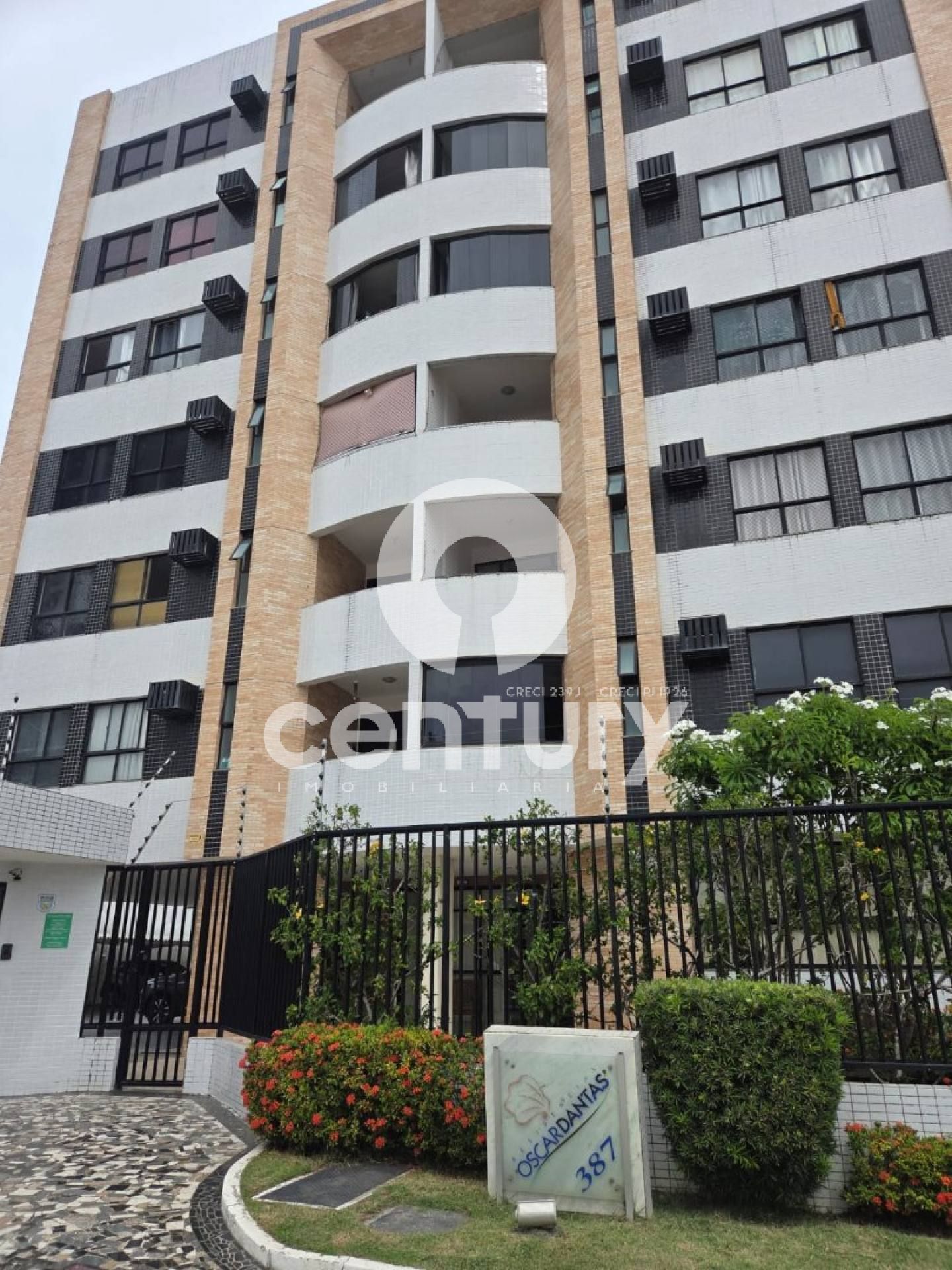 Apartamento Para Vender com 3 quartos 1 suítes no bairro Atalaia em Aracaju