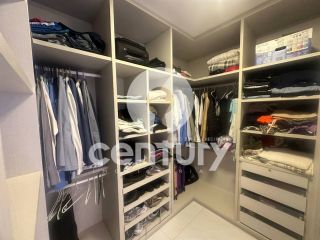 Casa no Maikai Residencial Resort com 04 suítes com closet e master com hidro.