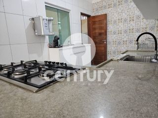 Casa Para Vender com 3 quartos 1 suítes no bairro Atalaia em Aracaju