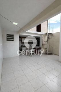 Casa Para Vender com 3 quartos 1 suítes no bairro Jabotiana em Aracaju