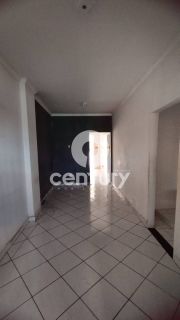 Casa Para Vender com 4 quartos 3 suítes no bairro Dom Luciano em Aracaju