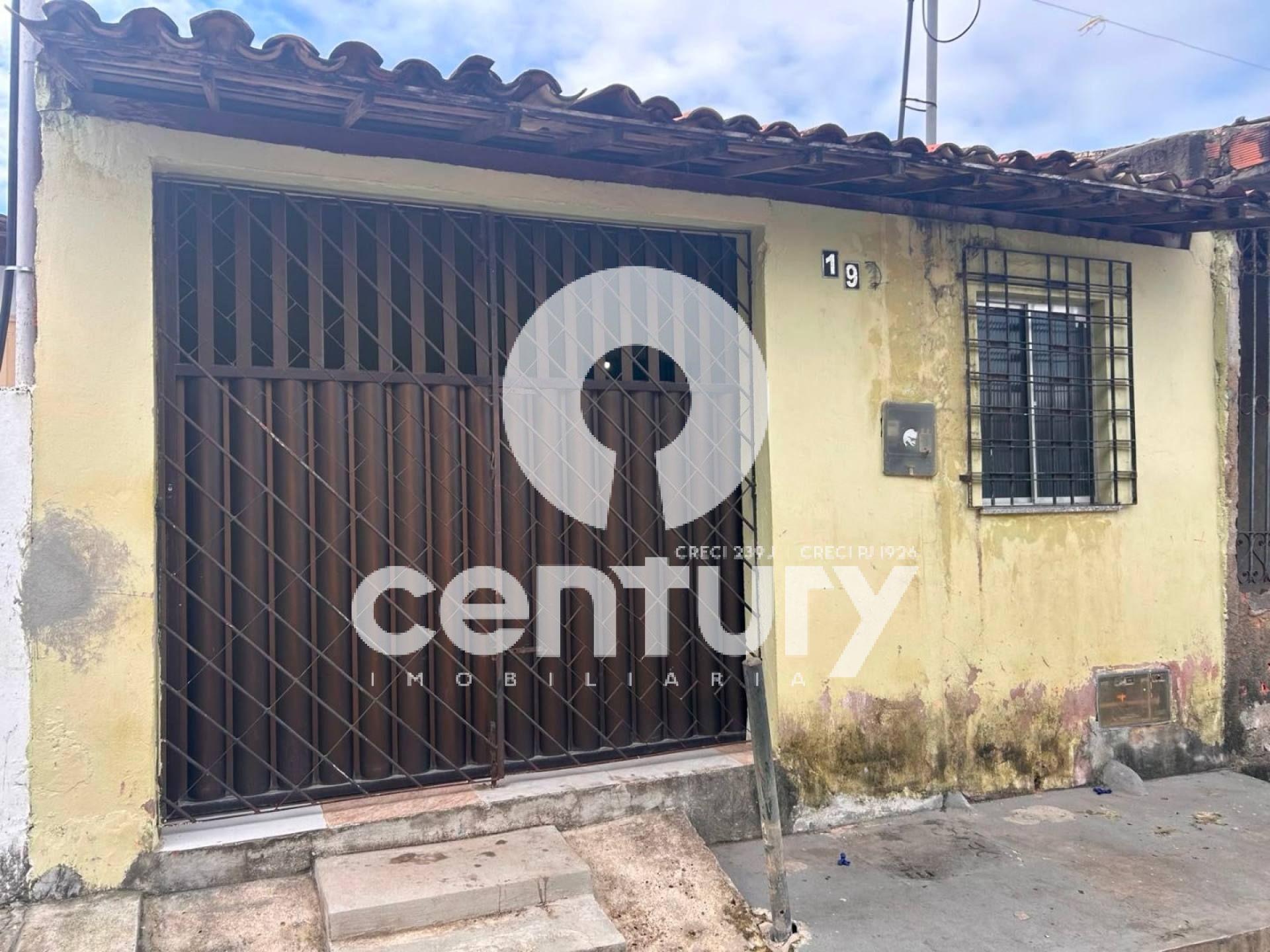 Casa Para Vender com 3 quartos 1 suítes no bairro SANTA MARIA em Aracaju 