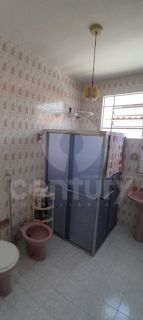 Casa de andar à venda no bairro Suíssa