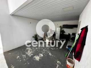 Casa com 2/4 reformada pronta pra morar