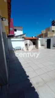 Casa Para Vender com 6 quartos 2 suítes no bairro Coroa do Meio em Aracaju