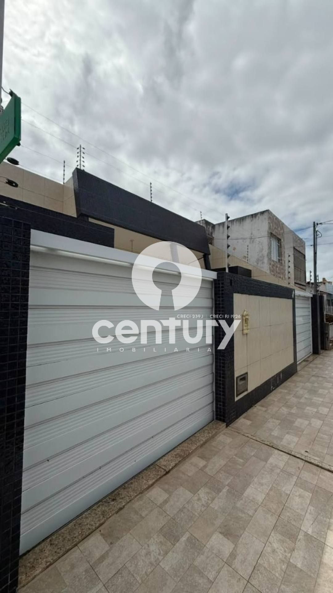 Casa Para Vender com 4 quartos 4 suítes no bairro Cirurgia em Aracaju