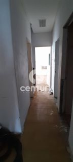 CASA COMERCIAL DE ANDAR NO PEREIRA LOBO