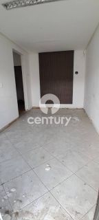 CASA COMERCIAL DE ANDAR NO PEREIRA LOBO