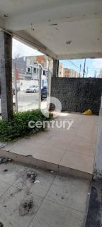 CASA COMERCIAL DE ANDAR NO PEREIRA LOBO