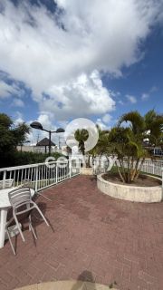 Apartamento 2/4 com suíte no Horto da Barra / andar alto / vista livre / próximo à praia